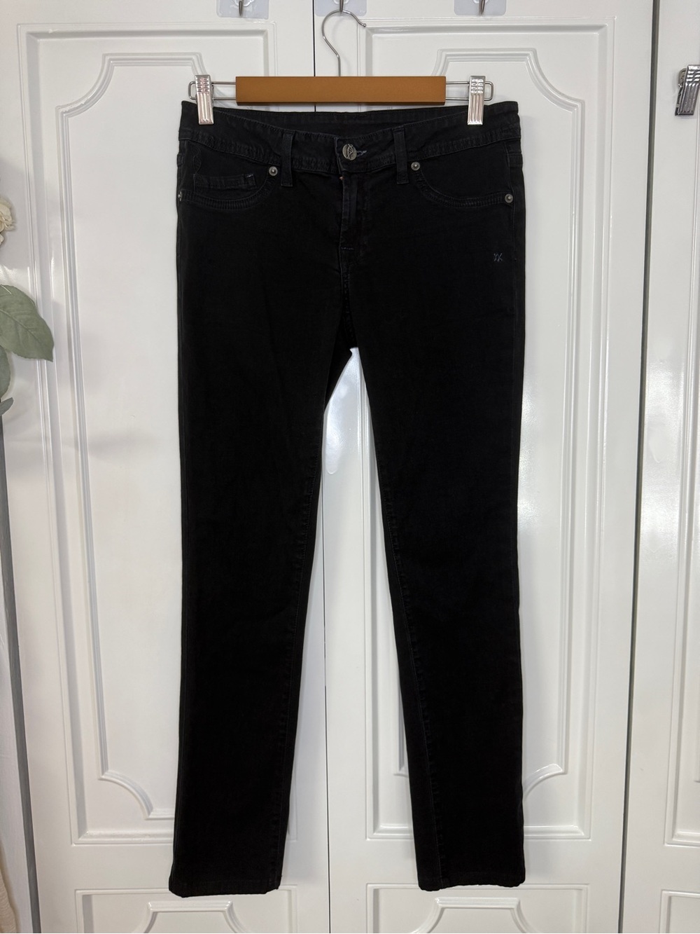 Genetic Denim Women's “The Shane” Skinny Jeans - Black
